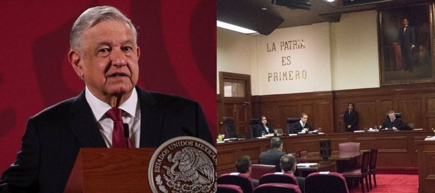 López Obrador pretende, en su carácter de presidente de la República,...