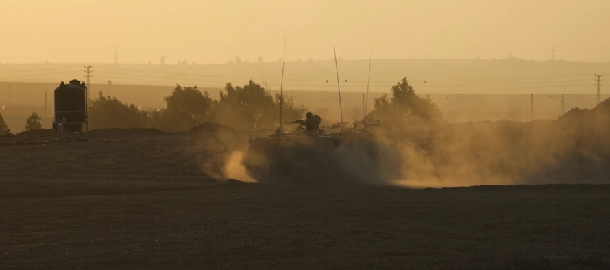 Tropas y tanques israelíes hicieron una breve incursión terrestre en el norte de Gaza...