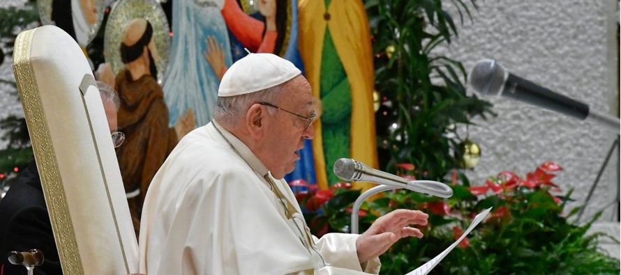 El Papa recordó que en la Biblia el mutismo y la sordera indican "cerrazón a las...