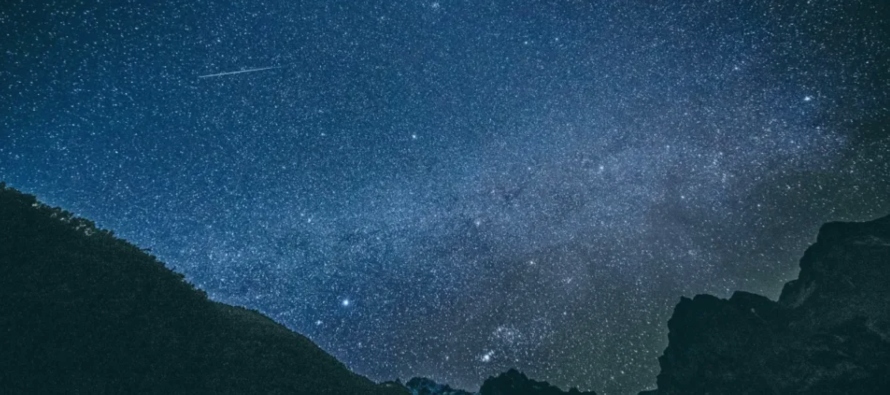 Los amantes del espacio pronto tendrán la oportunidad de ver docenas de meteoros surcando el...