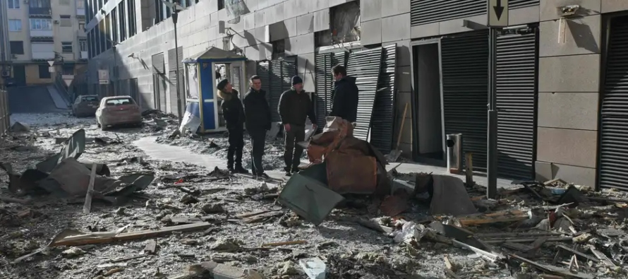 La capital ucraniana de Kiev guardó el lunes un día de duelo por las víctimas...