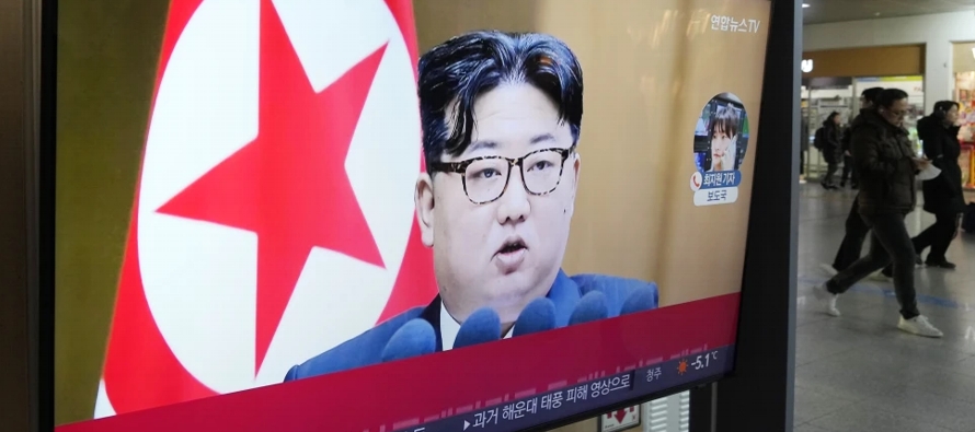 La medida norcoreana llega en un momento en que Kim impulsa sus alianzas con Moscú y Beijing...