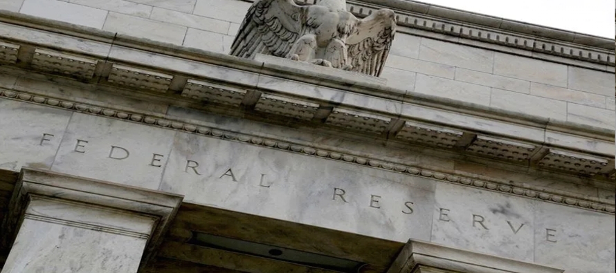 La Fed asintió ante las preocupaciones sobre el aspecto laboral de su misión y...