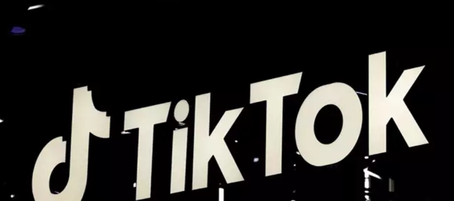 TikTok ha sido criticada casi desde su creación por sus vínculos con Pekín y...