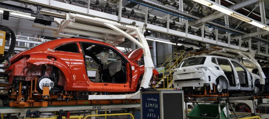 El sector automotor de México recuperó sus niveles prepandemia en 2023, cuando la...