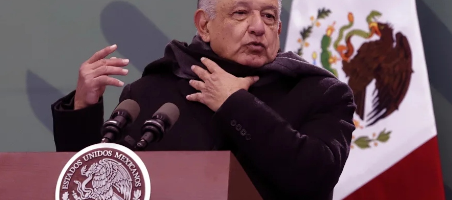 Pero López Obrador argumentó que en la marcha estuvieron los defensores de la...