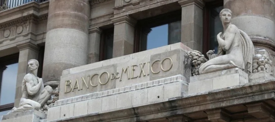Banxico dijo que evaluará en próximas reuniones la posibilidad de bajar la tasa...
