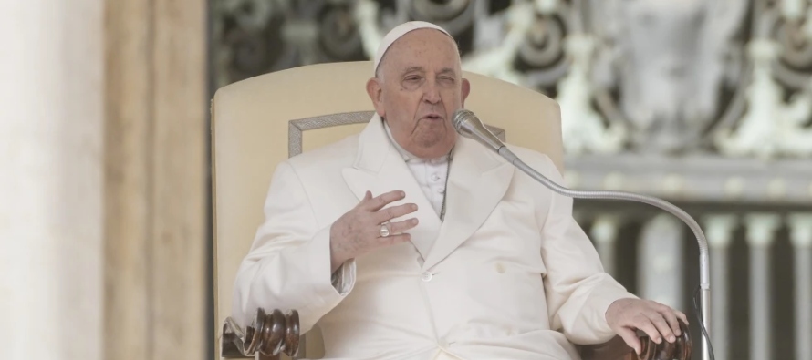 Francisco se reunió con su Comisión Pontificia para la Protección de Menores,...