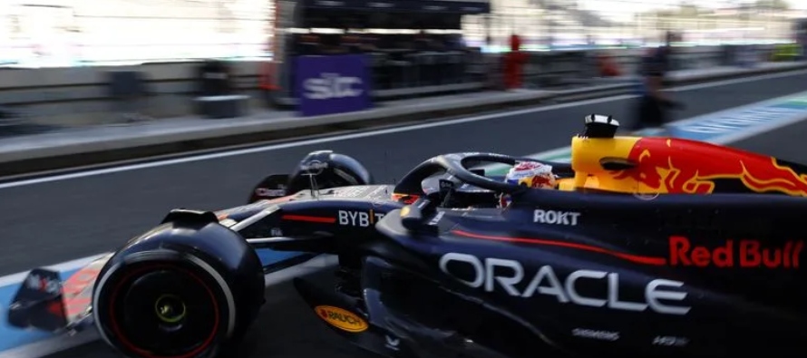 Alonso había sido segundo en la primera sesión, 0,186 más lento que el...