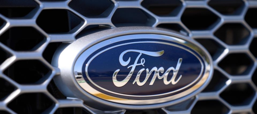 Ford también anticipa que los gastos de capital en 2024 alcancen entre 8,000 y 9,000...
