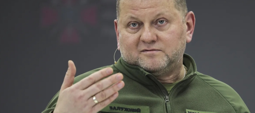 El jefe del Estado ucraniano anunció en marzo que Zaluzhni era el elegido para convertirse...