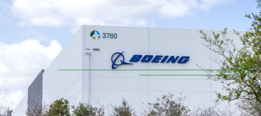 "Boeing emitió un boletín explicando las formas en que los proveedores...