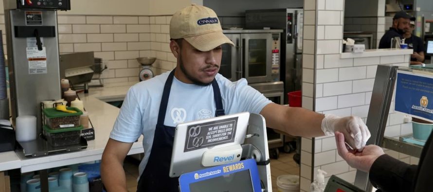 México es uno de los países del mundo donde más horas se trabajan al...