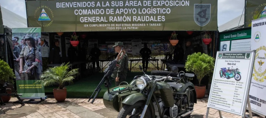 El jefe militar dijo, además, que en el marco de esa jornada del 45 aniversario del...