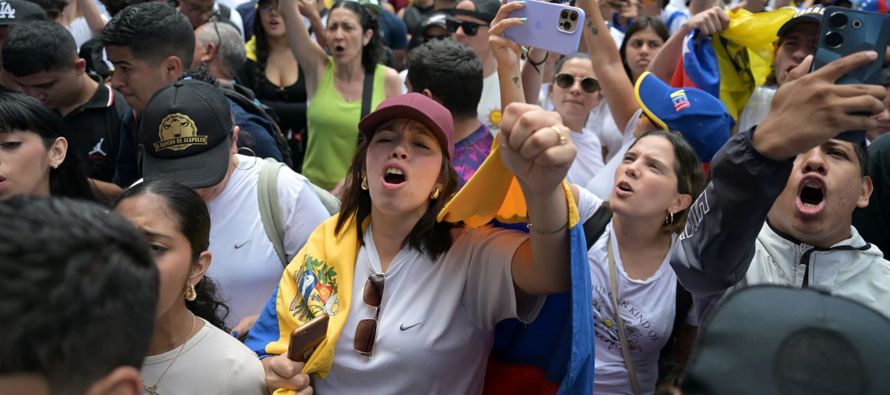 Son 24.532 actas, que corresponden al 81,7% del total y fueron recogidas por cientos de voluntarios...