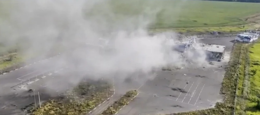 Entretanto las fuerzas rusas siguen avanzando hacia Pokrovsk en el frente de Ucrania oriental, de...