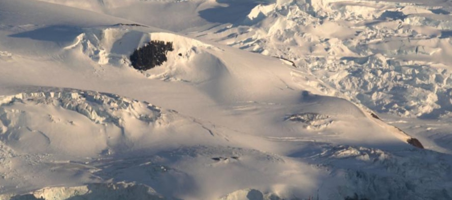 Estos fenómenos se han asociado a la existencia de temperaturas atmosféricas...