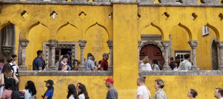 “No estamos en contra de los turistas”, dice el manifiesto de la agrupación....