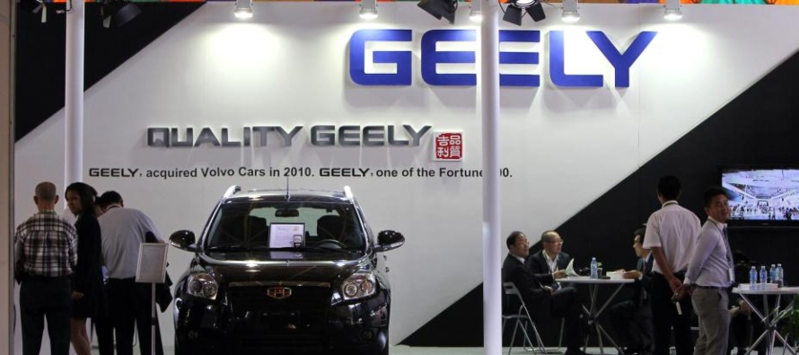 En el primer semestre, Geely vendió un total de 955.370 automóviles, lo que supone un...