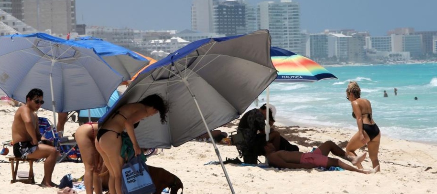 El principal incremento anual sucedió en los turistas fronterizos, que en julio crecieron un...