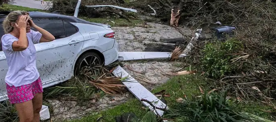 Las primeras investigaciones han determinado que la trayectoria estimada del tornado fue de al...