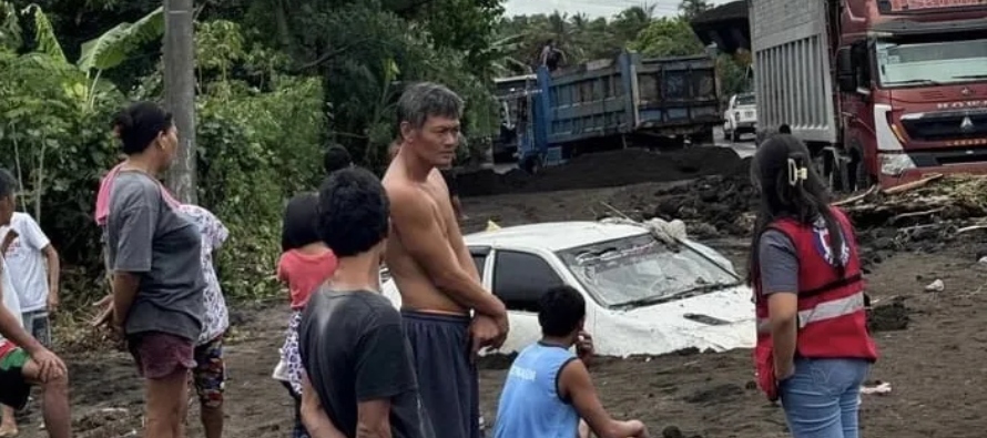 Filipinas sufre unos 20 tifones y tormentas tropicales por año, especialmente en la...