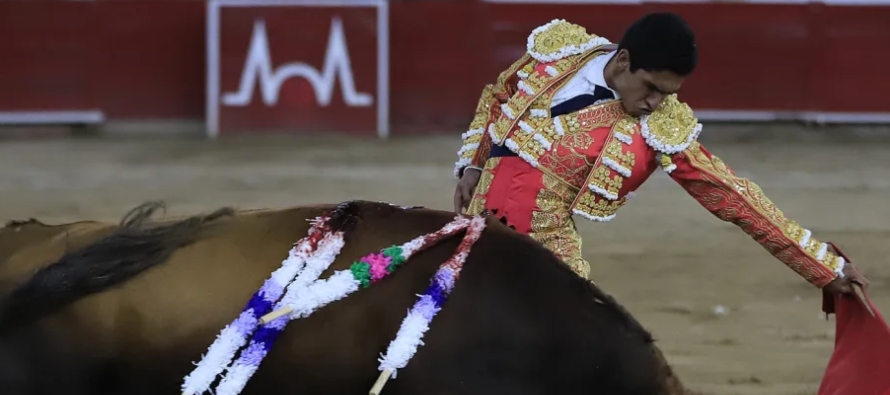 Mediante un comunicado, la empresa que gestiona la plaza de toros Nuevo Progreso en Guadalajara...