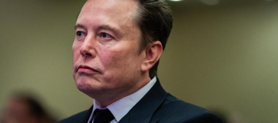 El "gran Elon Musk" convence a Donald Trump para "desmantelar" la burocracia de EU