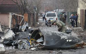 La guerra en Ucrania es desordenada y horrible